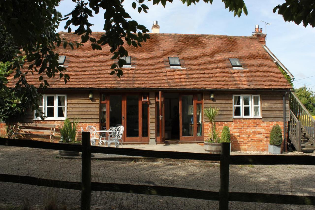 High Street Farm Barn Panzió Newbury  Kültér fotó